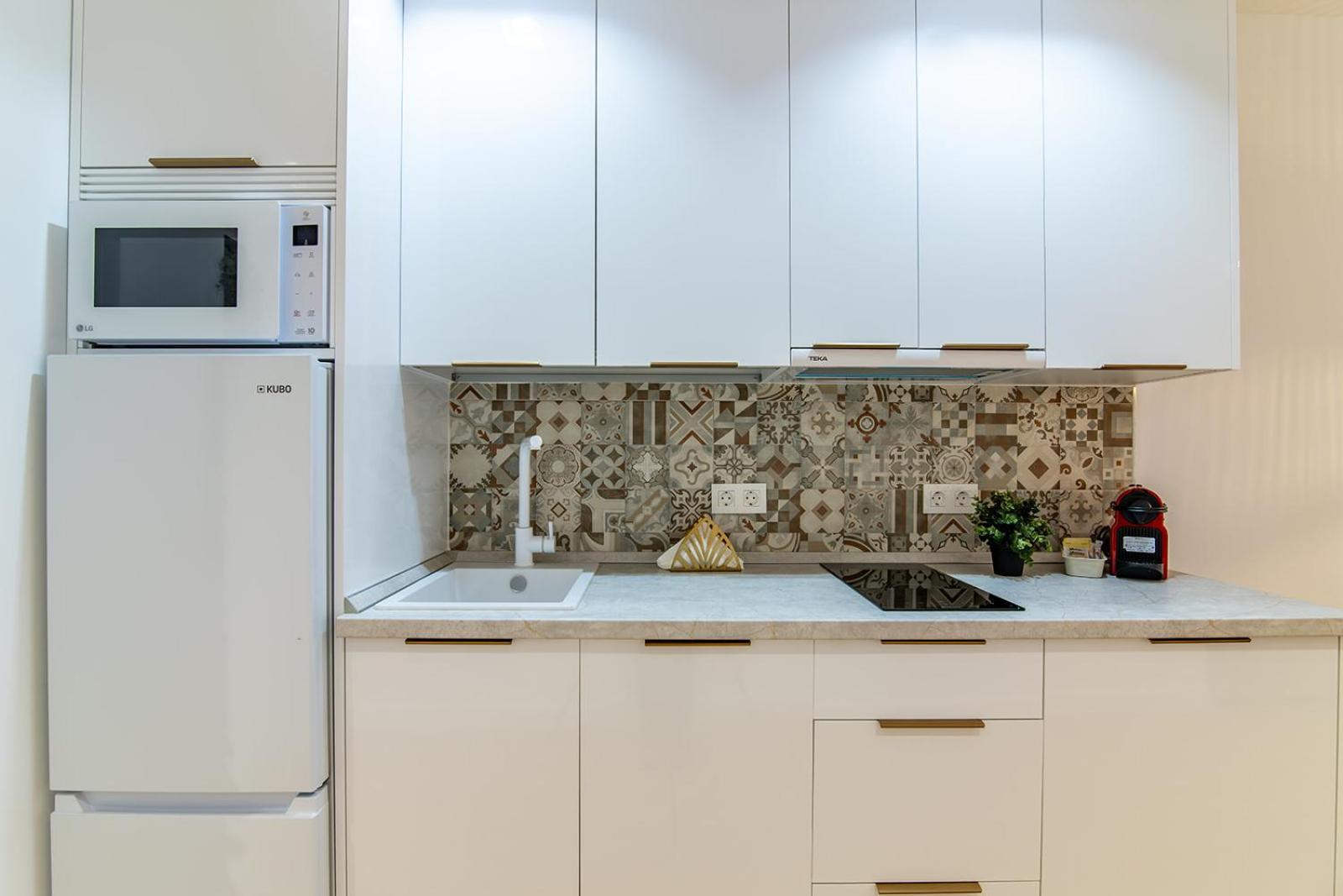 Mq Suites Veronica Valdepenas Bagian luar foto